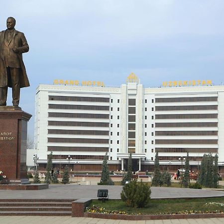 Grand Hotel Uzbekistan Jizzax Exterior foto